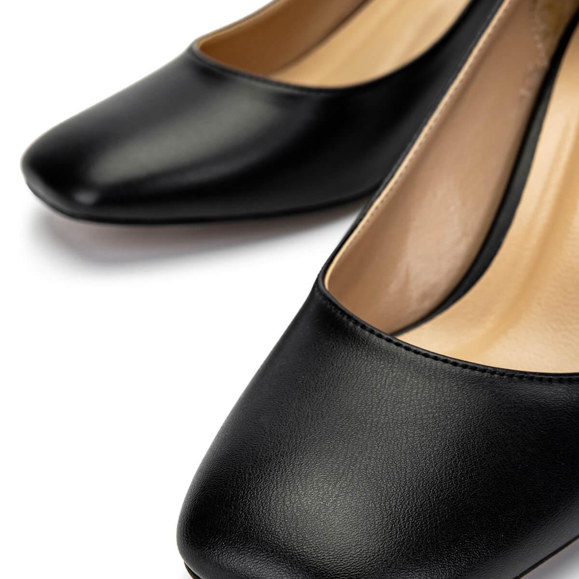 Tamer Tanca Kadın Vegan Siyah Deri Topuklu Ayakkabı