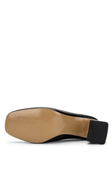  Tamer Tanca Kadın Vegan Siyah Deri Topuklu Ayakkabı