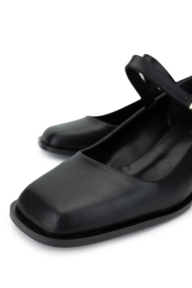  Tamer Tanca Kadın Vegan Siyah Topuklu Ayakkabı