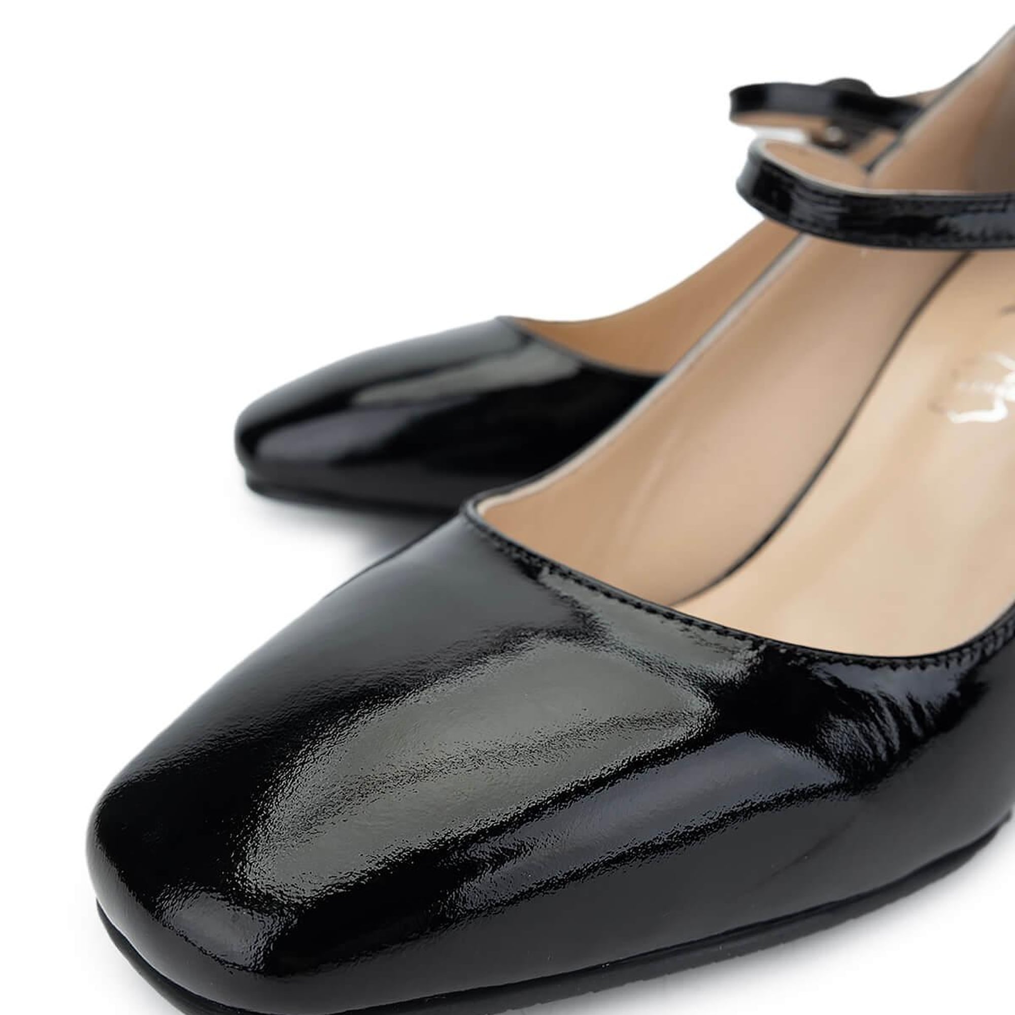 Tamer Tanca Kadın Hakiki Deri Siyah Rugan Topuklu Ayakkabı