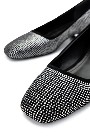  Tamer Tanca Kadın Vegan Siyah/Beyaz Taş Babet Ayakkabı