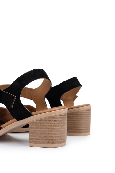  Tamer Tanca Kadın Hakiki Deri Siyah Süet Topuklu Sandalet