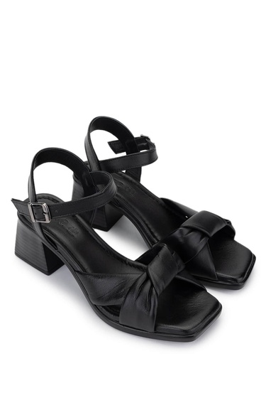 Tamer Tanca Kadın Vegan Siyah Topuklu Sandalet