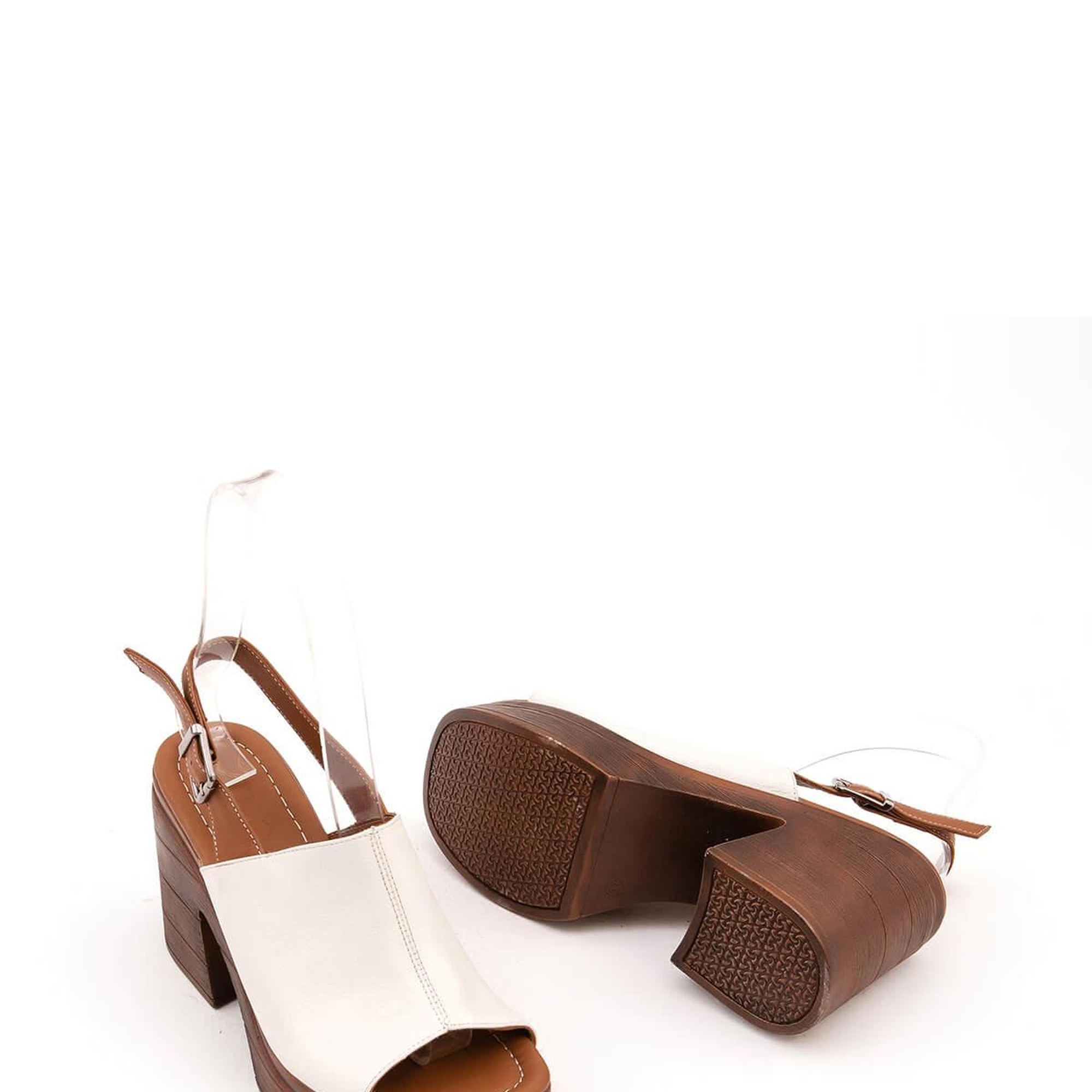 Tamer Tanca Kadın Hakiki Deri Beyaz Topuklu Sandalet