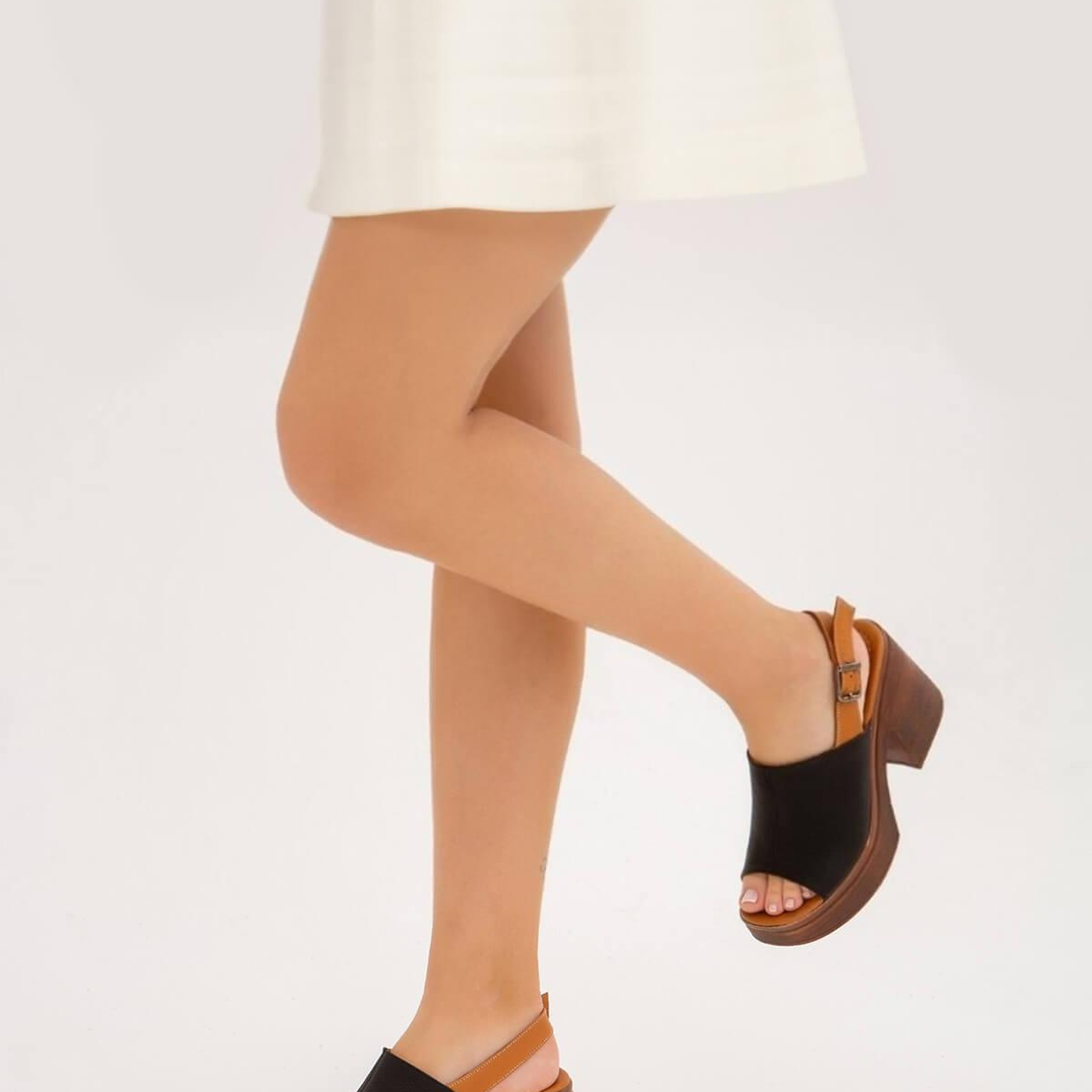 Tamer Tanca Kadın Hakiki Deri Siyah Topuklu Sandalet