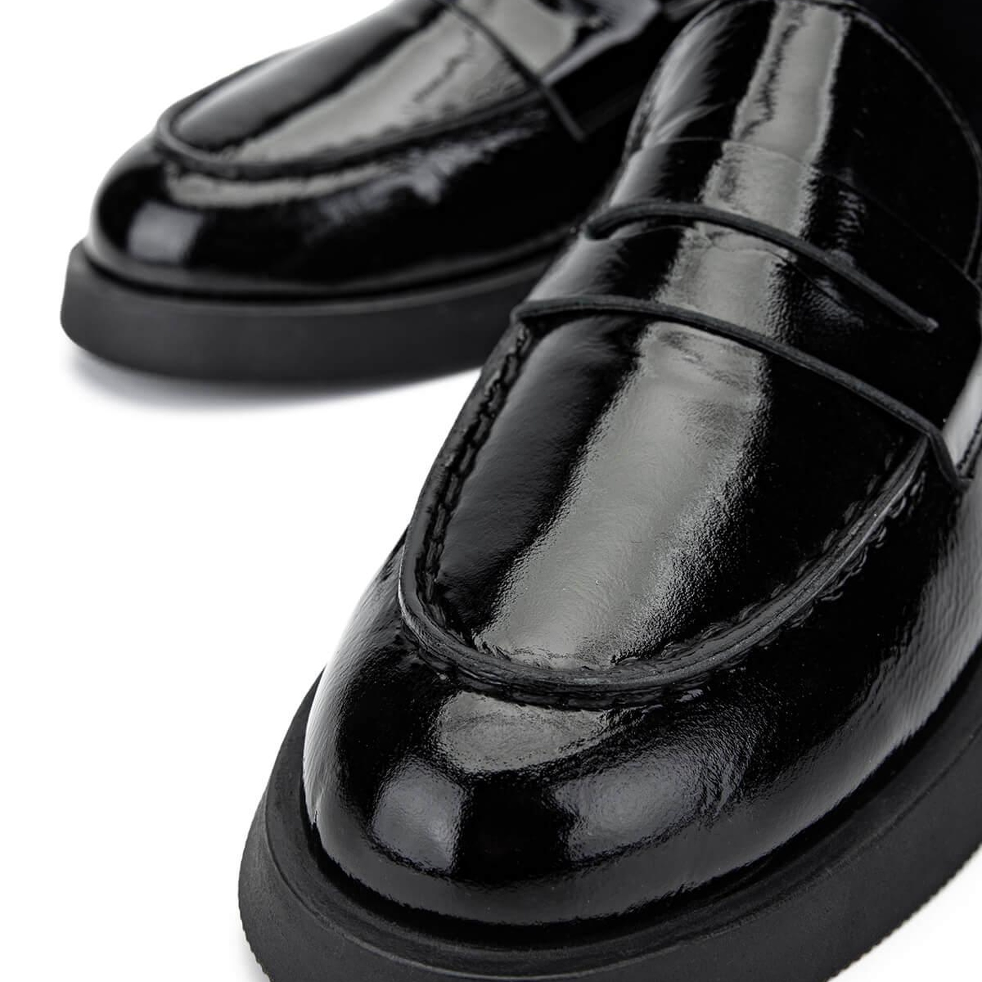 Tamer Tanca Kadın Hakiki Deri Siyah Rugan Loafer Ayakkabı