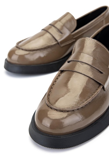  Tamer Tanca Kadın Hakiki Deri Vizon Rugan Loafer Ayakkabı