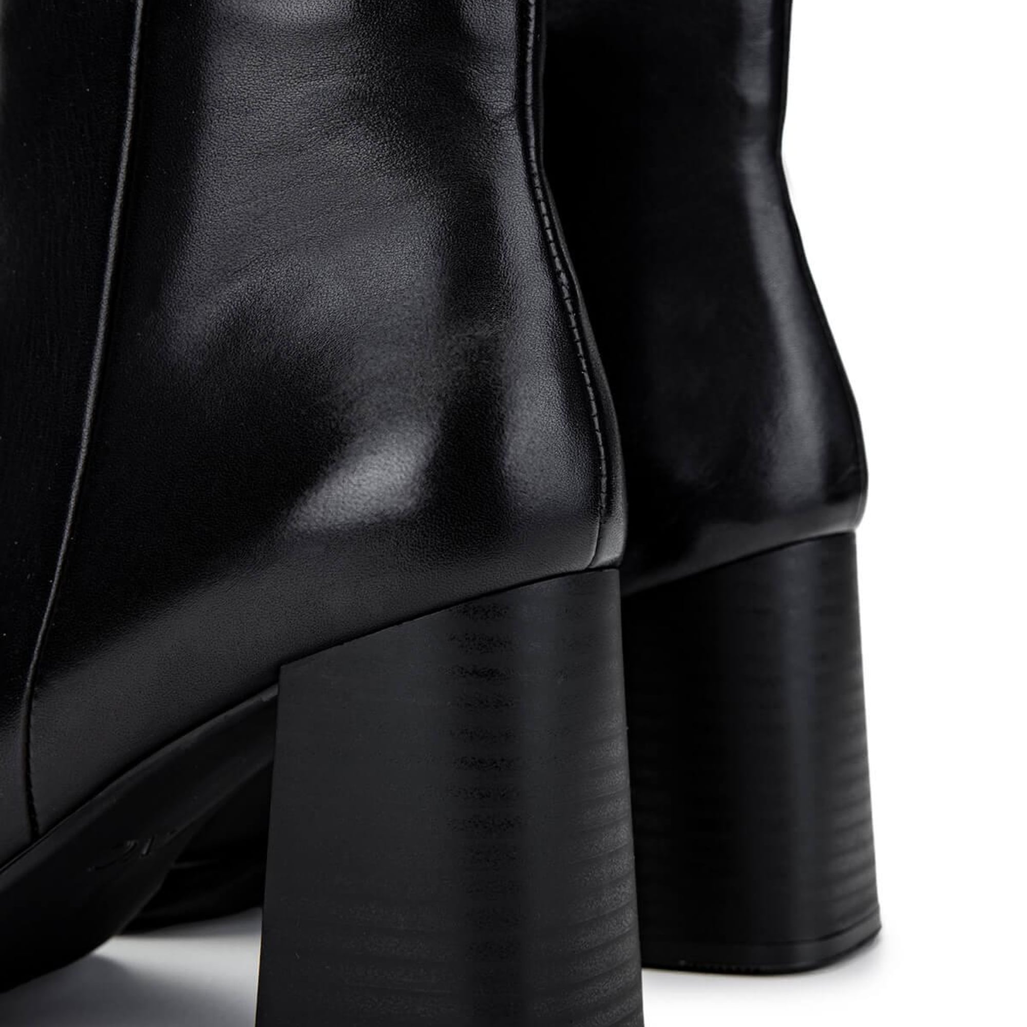 Tamer Tanca Kadın Hakiki Deri Siyah Deri Topuklu Bot