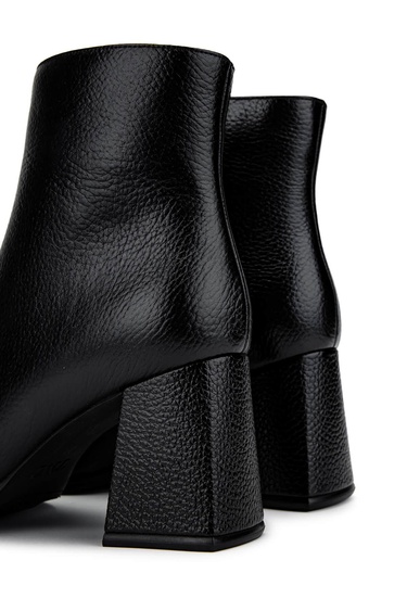  Tamer Tanca Kadın Hakiki Deri Siyah Floter Topuklu Bot