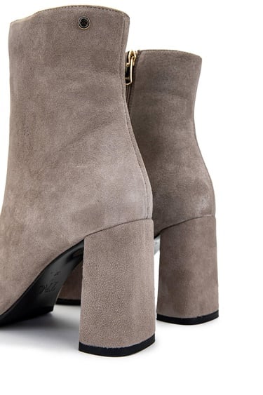  Tamer Tanca Kadın Hakiki Deri Vizon Süet Topuklu Bot