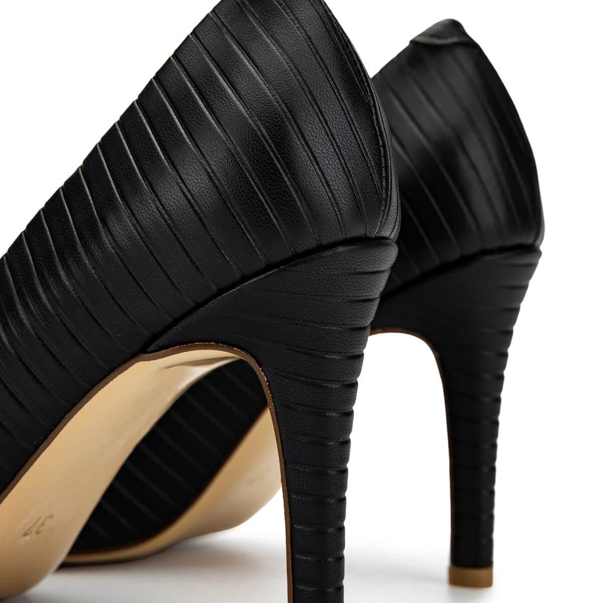 Tamer Tanca Kadın Hakiki Deri Siyah Stiletto Ayakkabı