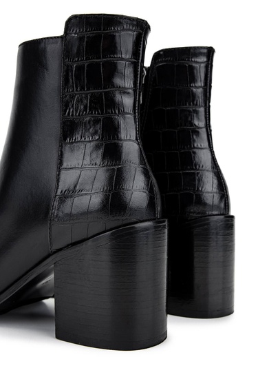  Tamer Tanca Kadın Hakiki Deri Siyah Topuklu Bot