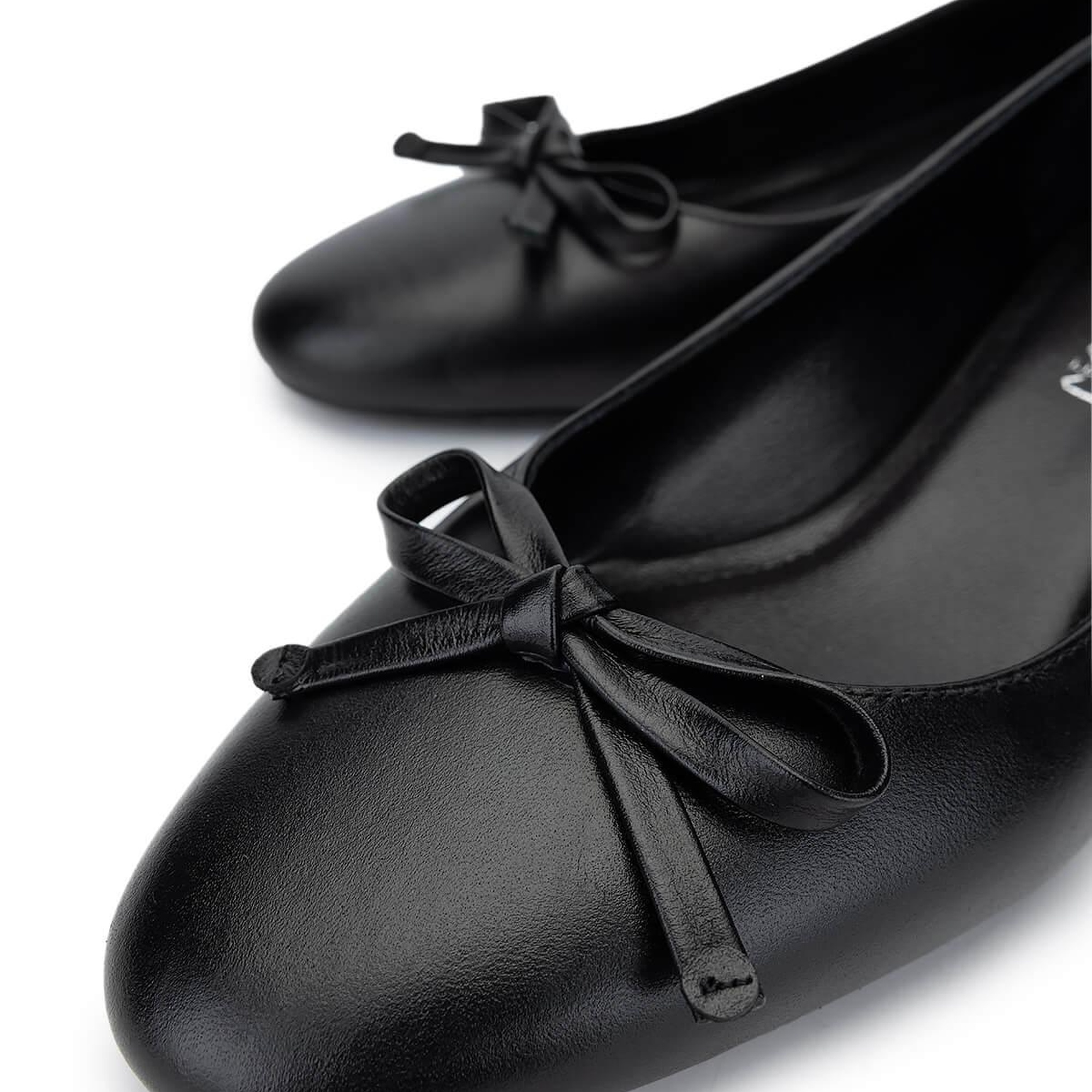 Tamer Tanca Kadın Hakiki Deri Siyah Analin Topuklu Ayakkabı