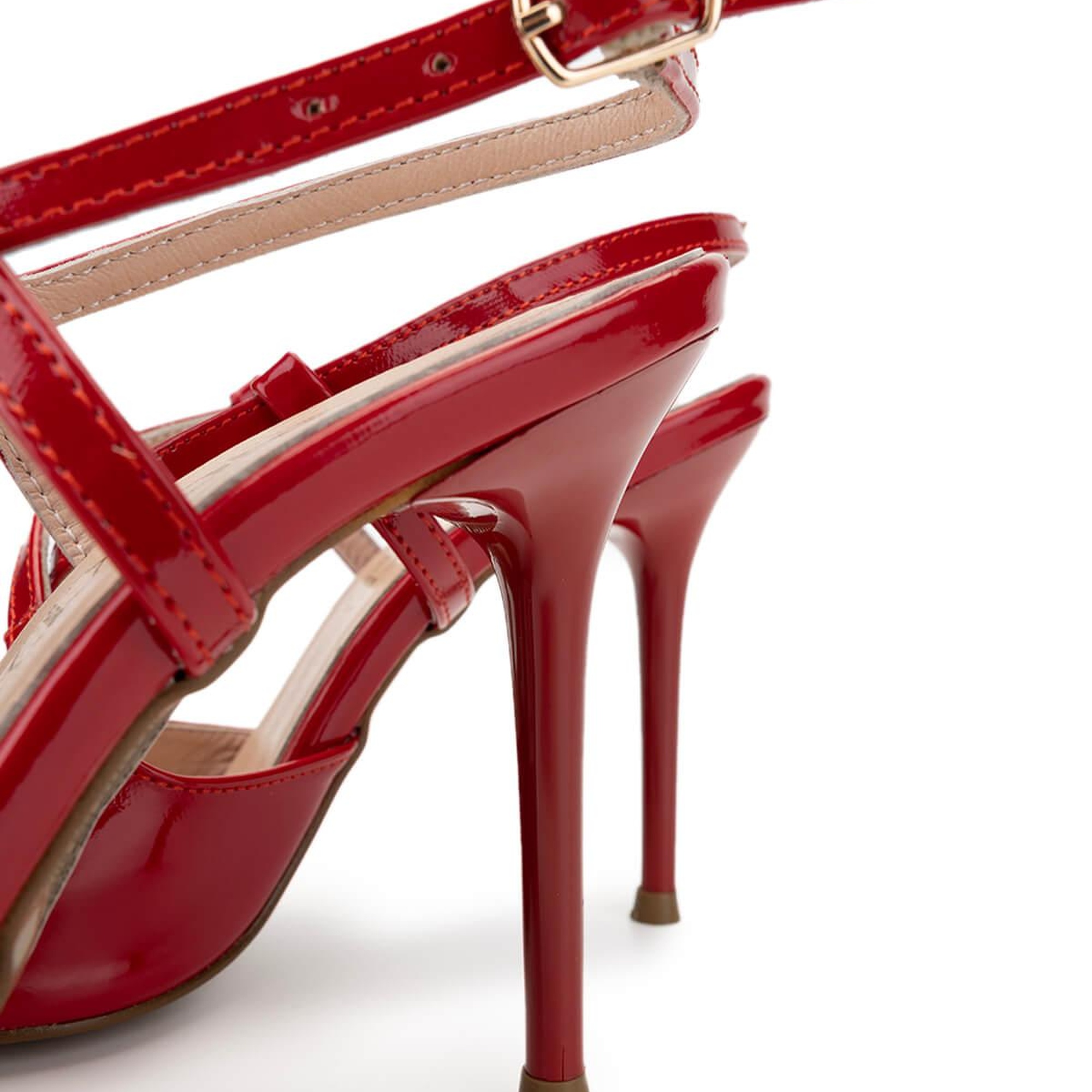 Tamer Tanca Kadın Hakiki Deri Kırmızı Rugan Topuklu Ayakkabı