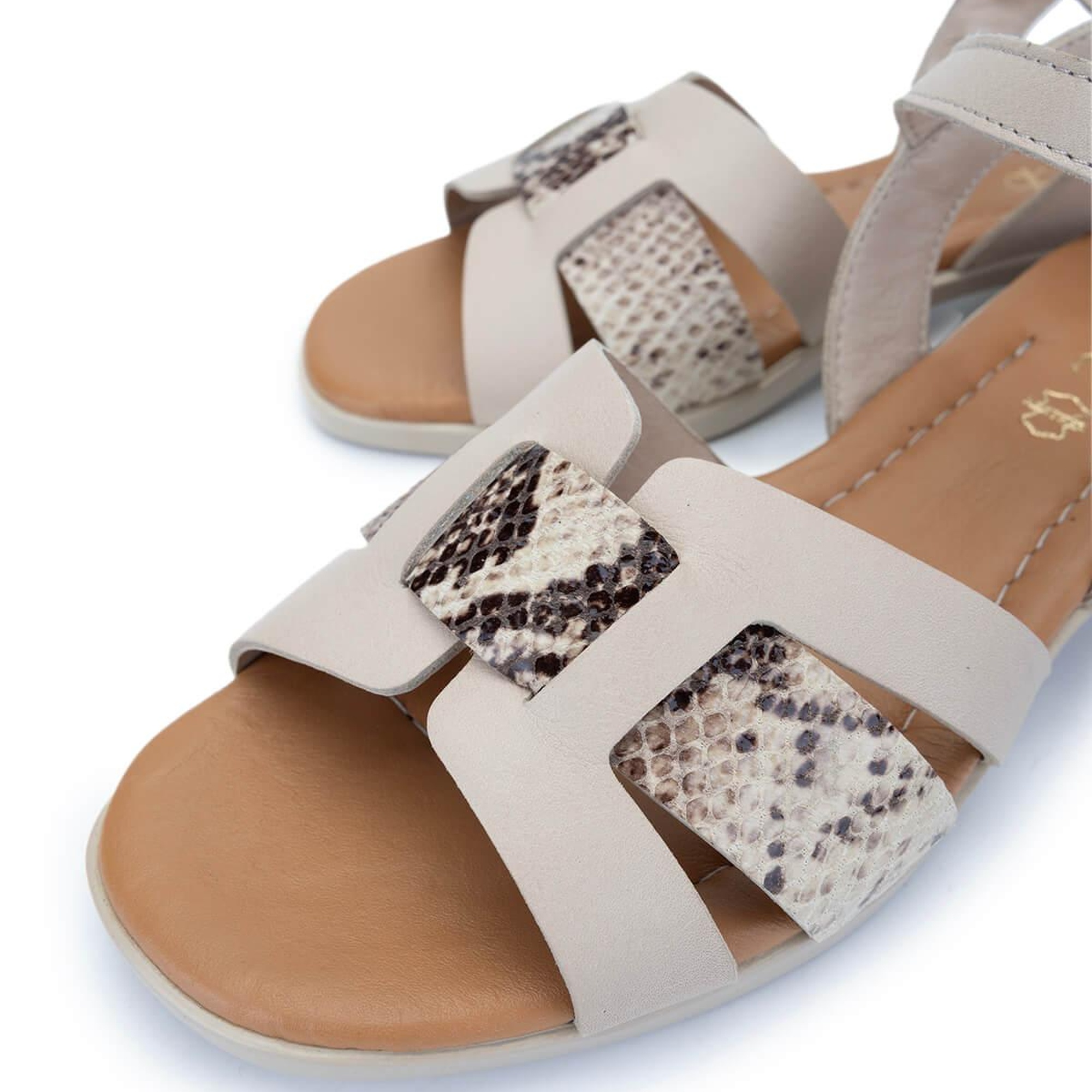 Tamer Tanca Kadın Hakiki Deri Bej Topuklu Sandalet