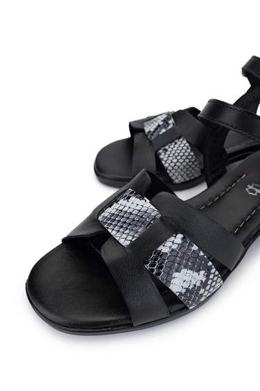  Tamer Tanca Kadın Hakiki Deri Siyah Topuklu Sandalet