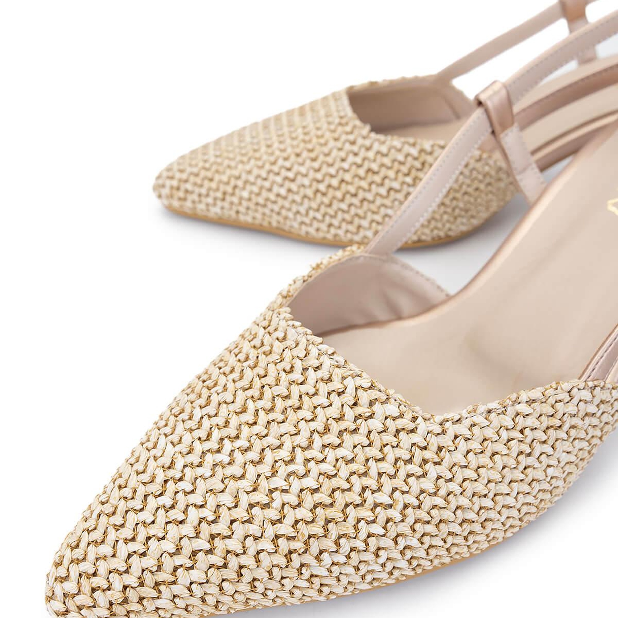 Tamer Tanca Kadın Hakiki Deri Krem Topuklu Ayakkabı