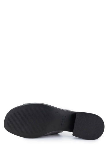  Tamer Tanca Kadın Hakiki Deri Siyah Topuklu Terlik