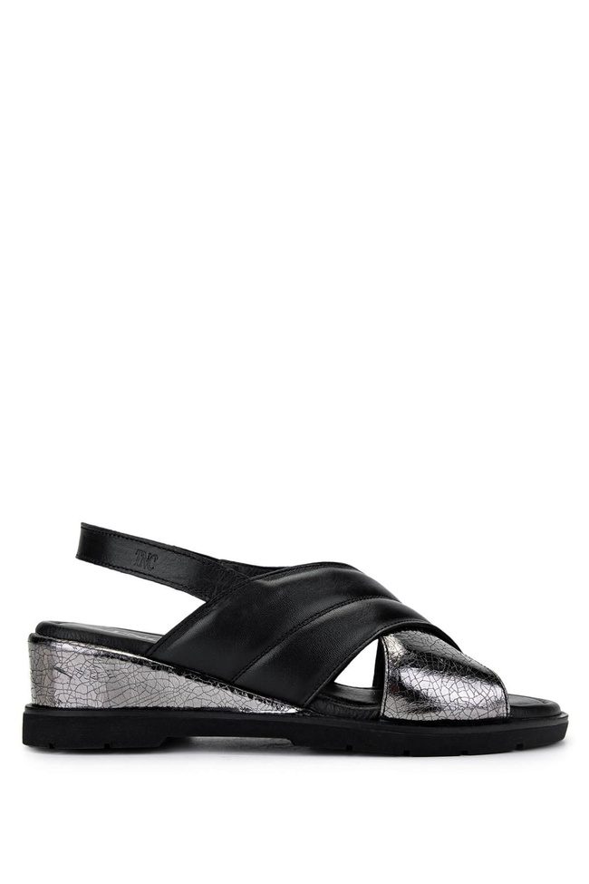  Tamer Tanca Kadın Hakiki Deri Siyah Topuklu Sandalet