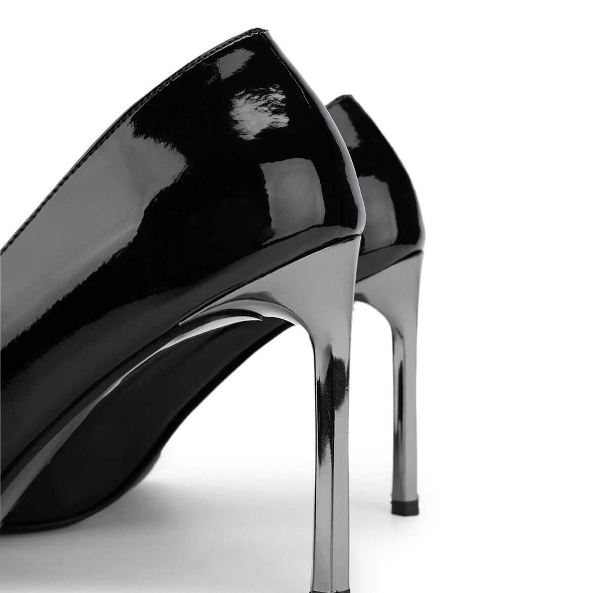 Tamer Tanca Kadın Vegan Siyah Rugan Topuklu Ayakkabı