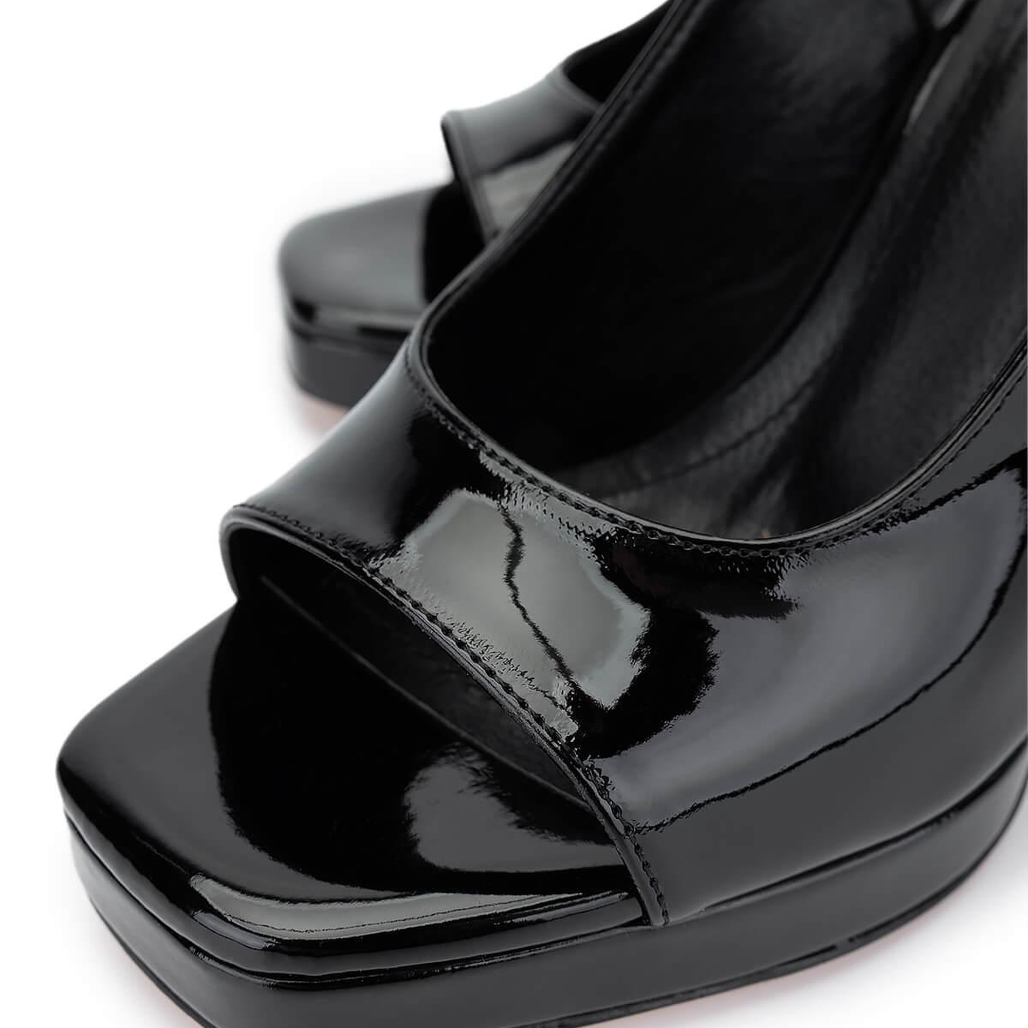 Tamer Tanca Kadın Vegan Siyah Rugan Topuklu Ayakkabı