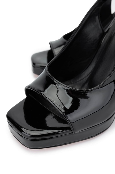  Tamer Tanca Kadın Vegan Siyah Rugan Topuklu Ayakkabı