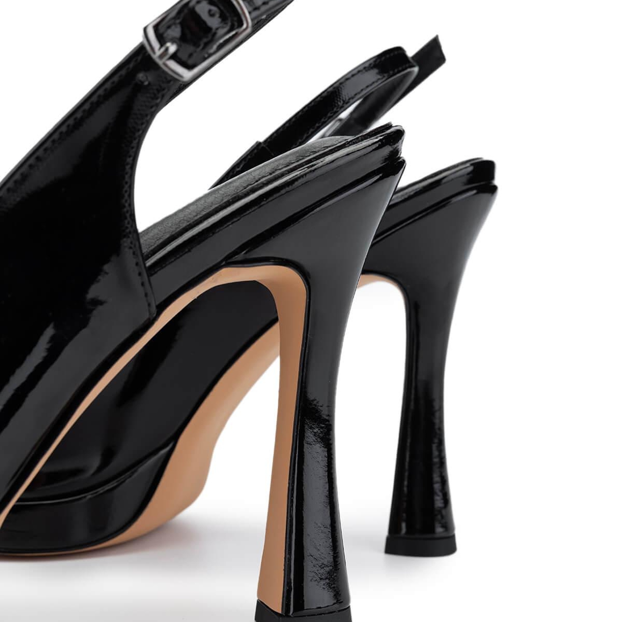 Tamer Tanca Kadın Vegan Siyah Rugan Topuklu Ayakkabı