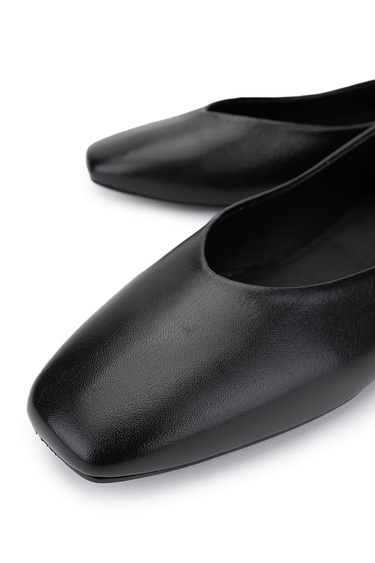  Tamer Tanca Kadın Hakiki Deri Siyah Deri Babet Ayakkabı