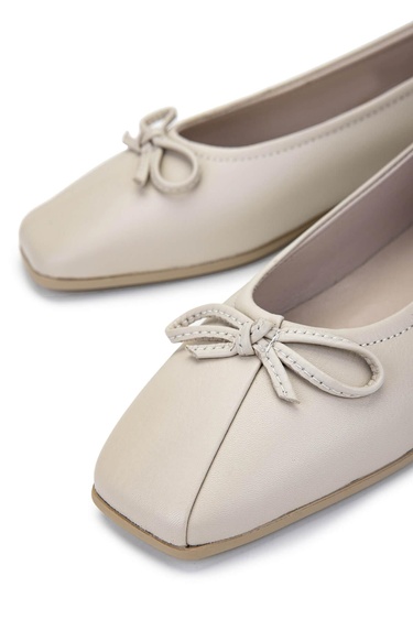  Tamer Tanca Kadın Hakiki Deri Bej Babet Ayakkabı