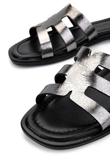  Tamer Tanca Kadın Hakiki Deri Siyah/Antrasit Düz Terlik