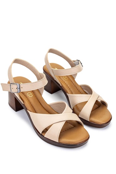  Tamer Tanca Kadın Hakiki Deri Bej Topuklu Sandalet