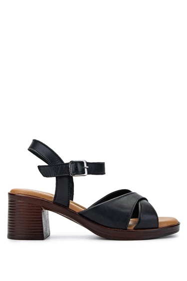  Tamer Tanca Kadın Hakiki Deri Siyah Deri Topuklu Sandalet