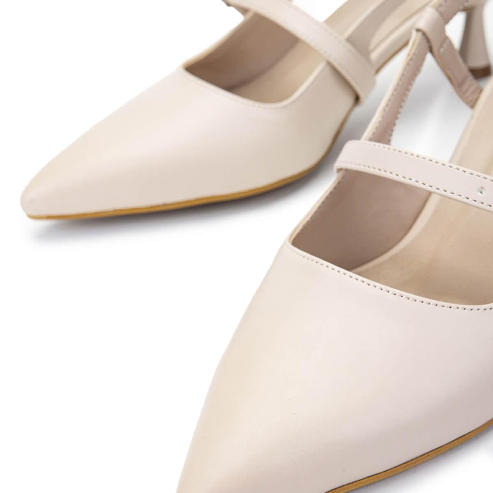 Tamer Tanca Kadın Hakiki Deri Bej Topuklu Ayakkabı