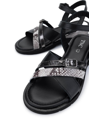  Tamer Tanca Kadın Hakiki Deri Siyah Topuklu Sandalet