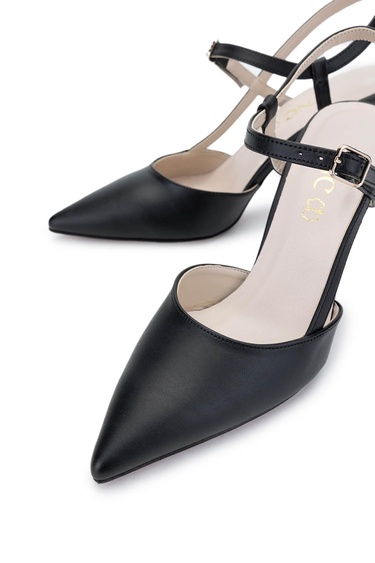  Tamer Tanca Kadın Vegan Siyah Deri Topuklu Ayakkabı