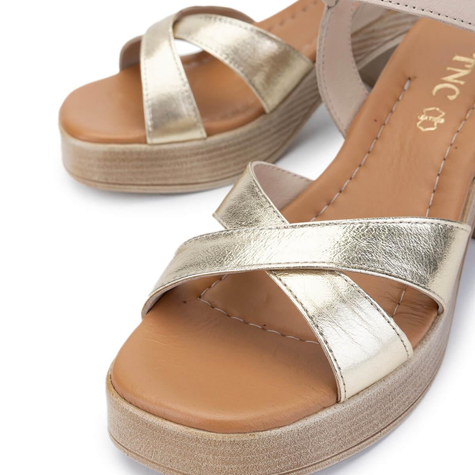 Tamer Tanca Kadın Hakiki Deri Bej Topuklu Sandalet