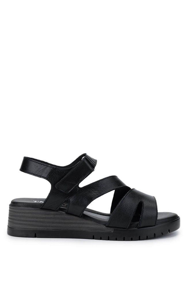  Tamer Tanca Kadın Hakiki Deri Siyah Deri Topuklu Sandalet