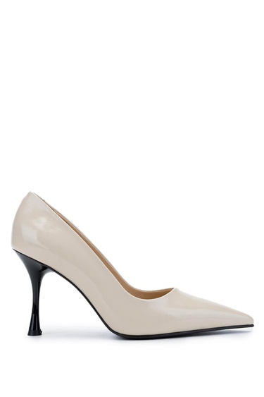  Tamer Tanca Kadın Hakiki Deri Bej Rugan Topuklu Ayakkabı