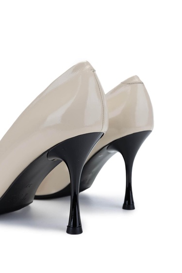  Tamer Tanca Kadın Hakiki Deri Bej Rugan Topuklu Ayakkabı