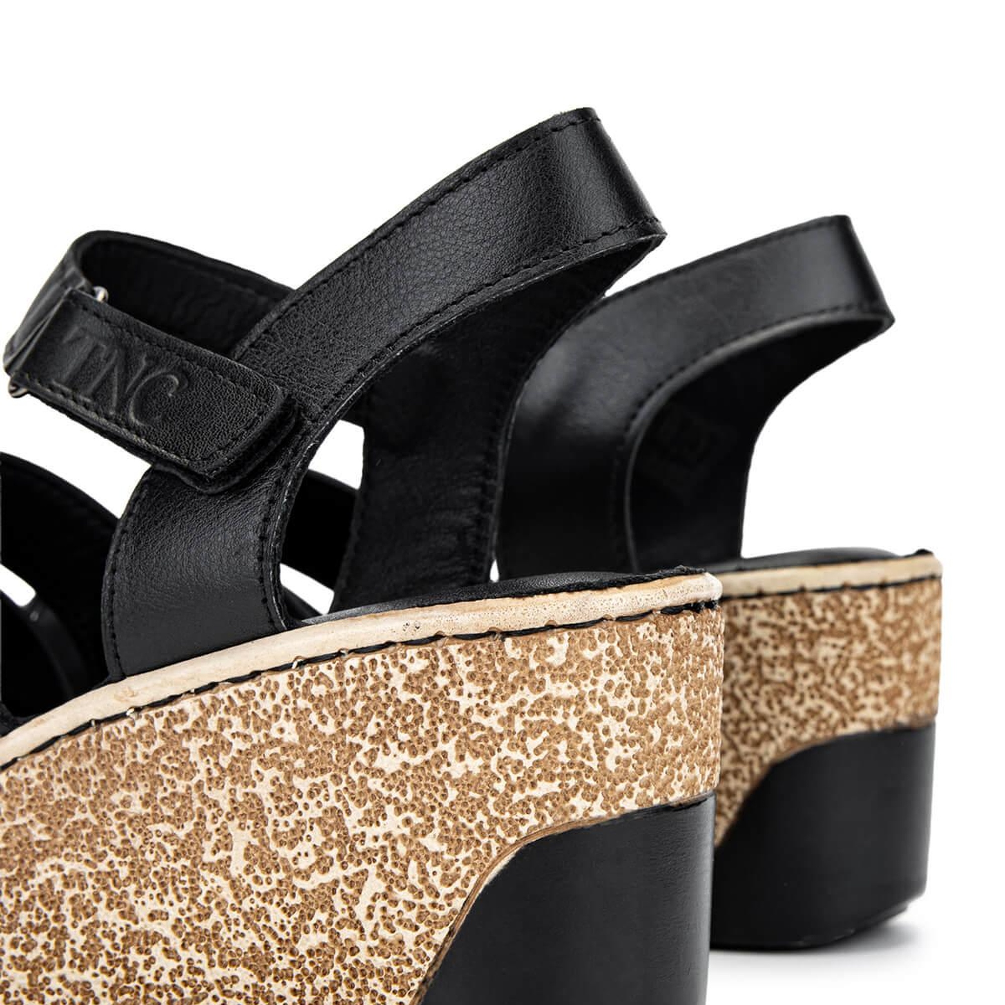 Tamer Tanca Kadın Hakiki Deri Siyah Deri Topuklu Sandalet