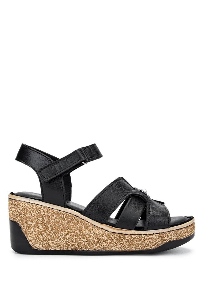  Tamer Tanca Kadın Hakiki Deri Siyah Deri Topuklu Sandalet