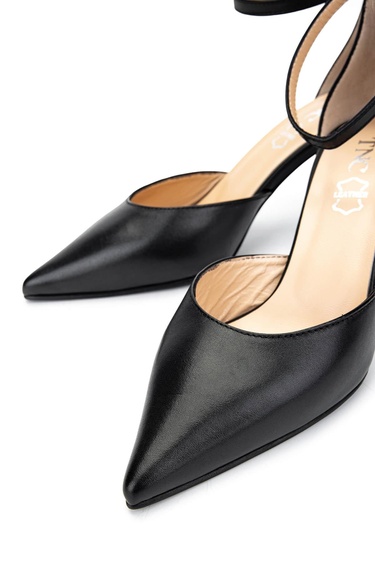  Tamer Tanca Kadın Hakiki Deri Siyah Topuklu Ayakkabı