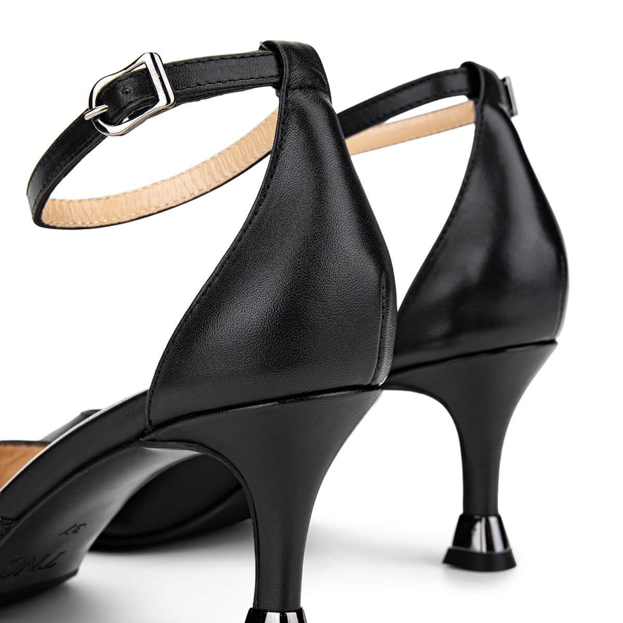 Tamer Tanca Kadın Hakiki Deri Siyah Topuklu Ayakkabı