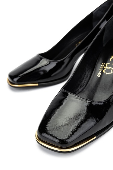  Tamer Tanca Kadın Hakiki Deri Siyah Rugan Topuklu Ayakkabı