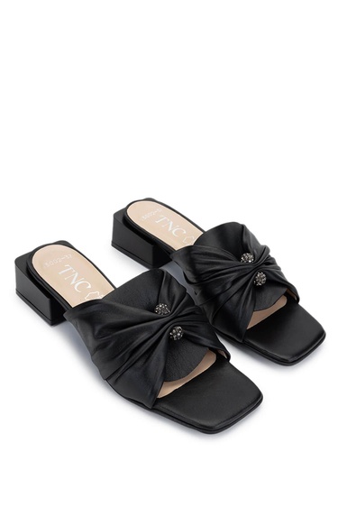  Tamer Tanca Kadın Hakiki Deri Siyah Topuklu Terlik