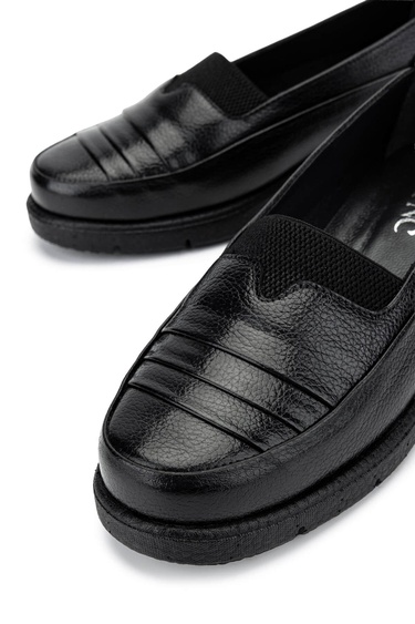  Tamer Tanca Kadın Hakiki Deri Siyah Casual Ayakkabı