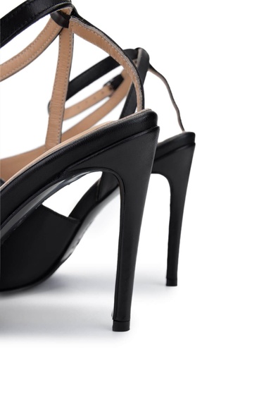  Tamer Tanca Kadın Hakiki Deri Siyah Topuklu Ayakkabı