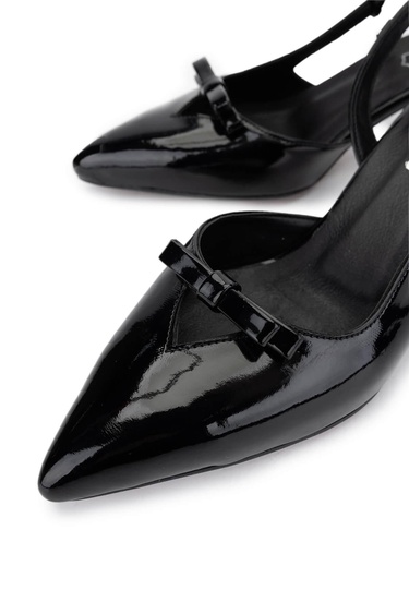  Tamer Tanca Kadın Hakiki Deri Siyah Rugan Topuklu Ayakkabı