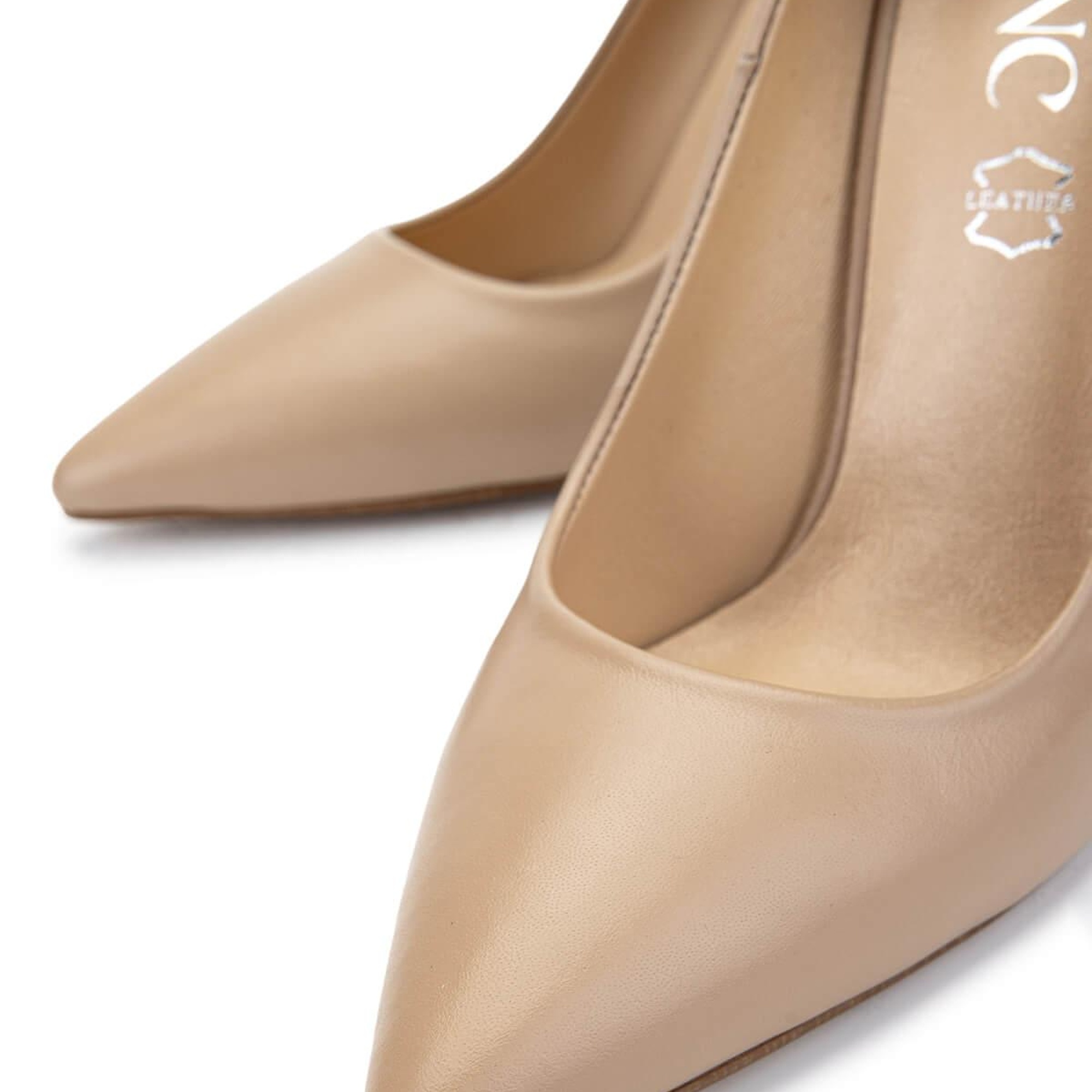 Tamer Tanca Kadın Hakiki Deri Bej Topuklu Ayakkabı