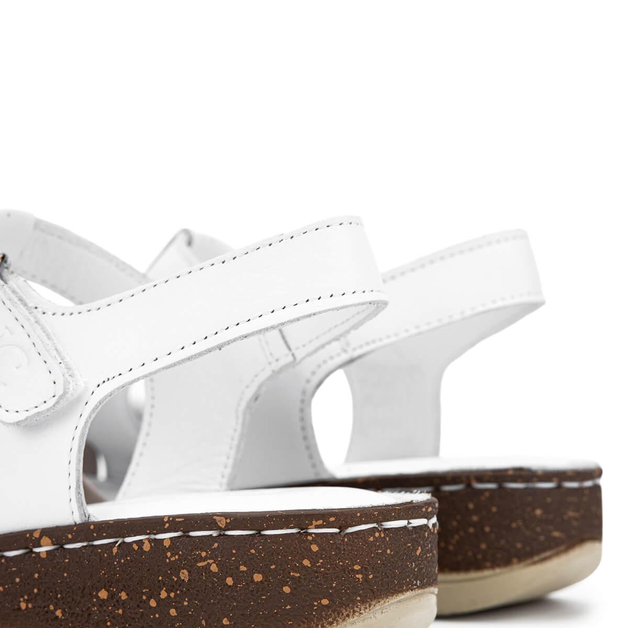 Tamer Tanca Kadın Hakiki Deri Beyaz Düz Sandalet